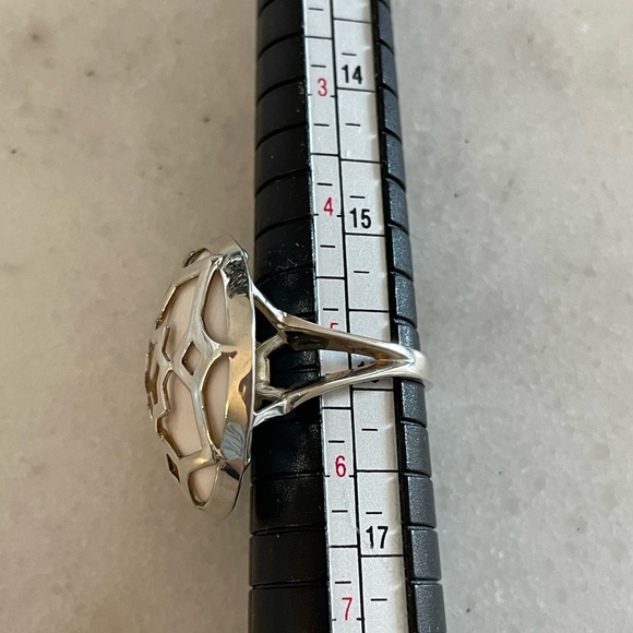 Tiffany White Chalcedony Zellige Ring — Size 5 - Picture 7 of 9